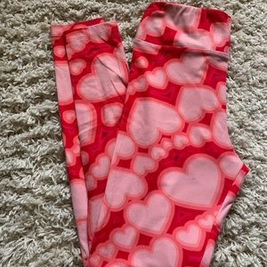 LulaRoe Valentines Day leggings